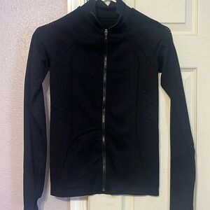 Black leisure jacket